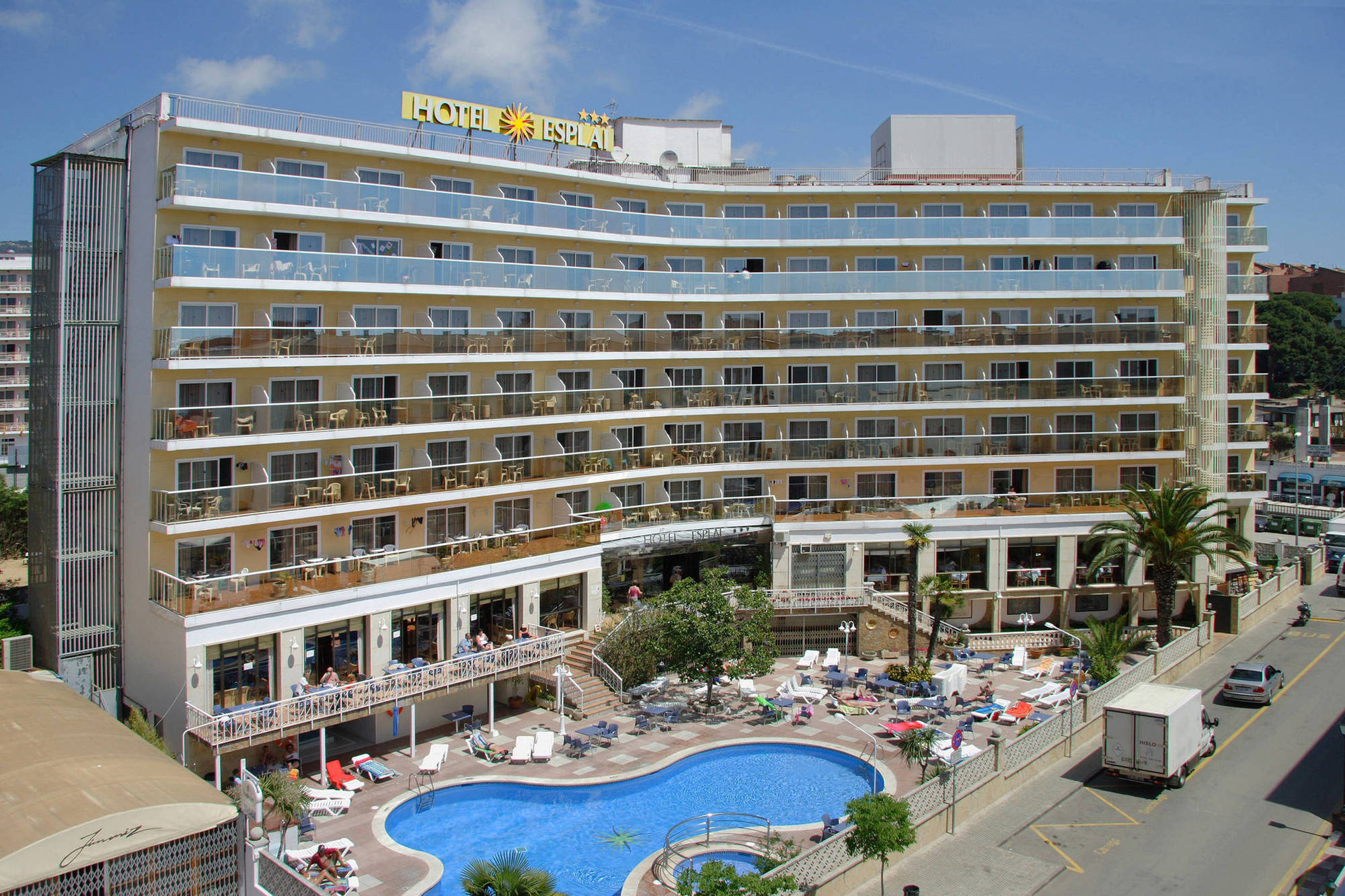 Hotel Esplai Калелья Экстерьер фото