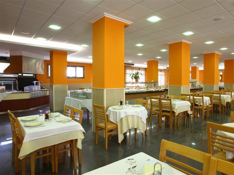 Hotel Esplai Калелья Экстерьер фото